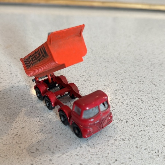 LESNEY Hoveringham Dump Truck Die Cast Metal Toy Matchbox Tipper - Picture 5 of 8